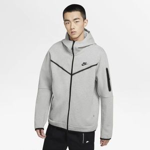 Brand New Nike Tech